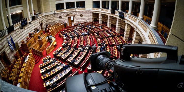 Προανακριτική για τα Τέμπη-Αρνούνται οι Νεοδημοκράτες – Κώλυμα και ο Καλογερόπουλος Προανακριτική για τα Τέμπη-Αρνούνται οι Νεοδημοκράτες – Κώλυμα και ο Καλογερόπουλος