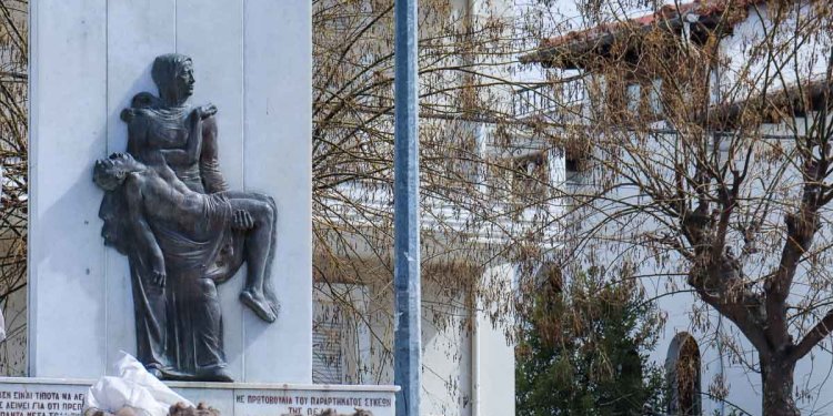 Θεσσαλονίκη: Δύο νέοι ομαδικοί τάφοι εκτελεσμένων του Επταπυργίου βρέθηκαν στις Συκιές Θεσσαλονίκη: Δύο νέοι ομαδικοί τάφοι εκτελεσμένων του Επταπυργίου βρέθηκαν στις Συκιές