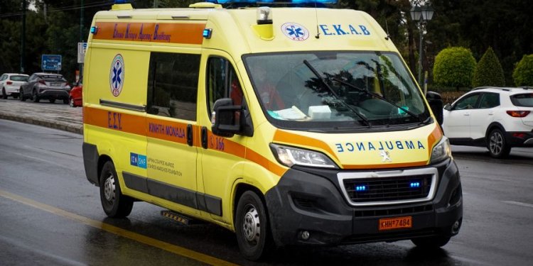 ‘Επεσε οροφή και τραυμάτισε 45χρονη σε εμπορικό κέντρο ‘Επεσε οροφή και τραυμάτισε 45χρονη σε εμπορικό κέντρο