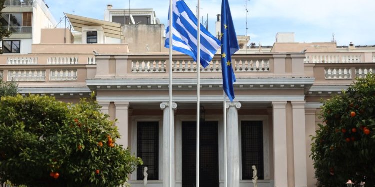 Θα εξαντλήσουμε κάθε δημοσιονομικό περιθώριο και για τα σώματα ασφαλείας – FANTOMAS.GR