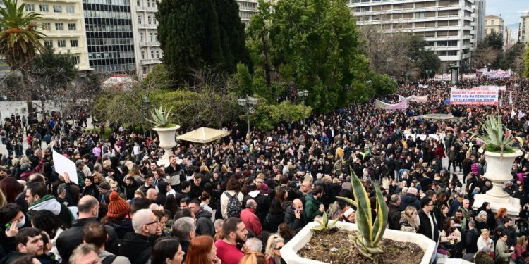 O λαός να επιβάλλει το δίκιο του – FANTOMAS.GR