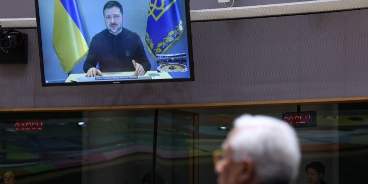 Ευρωπαϊκό Συμβούλιο: Ολοκληρώθηκε η συζήτηση για την Ουκρανία – Τα συμπεράσματα υιοθετήθηκαν από τους 26, όχι από την Ουγγαρία
