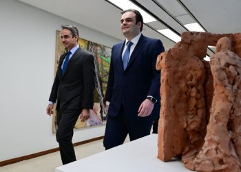 Να αποτυπωθεί στην τσέπη των πολιτών η βελτίωση της οικονομίας