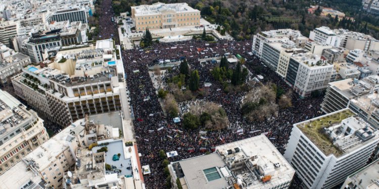 Metron Analysis: Το κοινό επιρροής της ΝΔ έχει μειωθεί κατά 15 μονάδες – Οι νέες ισορροπίες και η επιρροή των Τεμπών Metron Analysis: Το κοινό επιρροής της ΝΔ έχει μειωθεί κατά 15 μονάδες – Οι νέες ισορροπίες και η επιρροή των Τεμπών