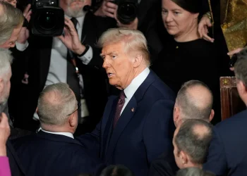 Από την Ονδούρα ξεκίνησαν οι …παρεμβάσεις Τραμπ . Ακολουθεί η Βενεζουέλα και το δίκτυο στα παγκόσμια ΜΜΕ