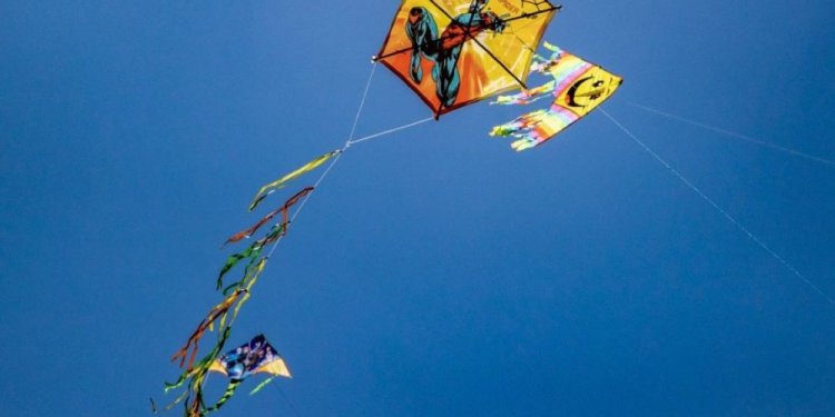 Οι δήμοι της Αττικής γιορτάζουν τα «Κούλουμα» με σαρακοστιανά και μουσική