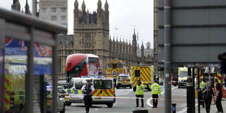 Κρίσιμη Συνεδρίαση της Βρετανικής Βουλής για τη διάσωση της χαλυβουργίας του Scunthorpe εν μέσω εμπορικών πιέσεων από τις ΗΠΑ