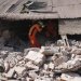 Μιανμάρ: Κτήρια συνεχίζουν να καταρρέουν 5 μέρες μετά τον σεισμό – Έπεσε ξενοδοχείο μετά την επιστροφή των ενοίκων