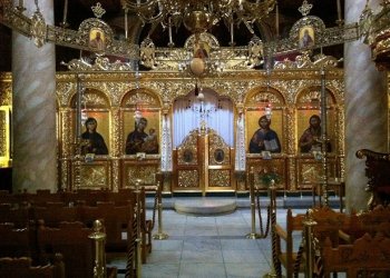 ΠΟΛΕΜΟΣ ΓΙΑ ΤΑ «ΦΙΛΕΤΑ» ΤΗΣ ΕΚΚΛΗΣΙΑΣ