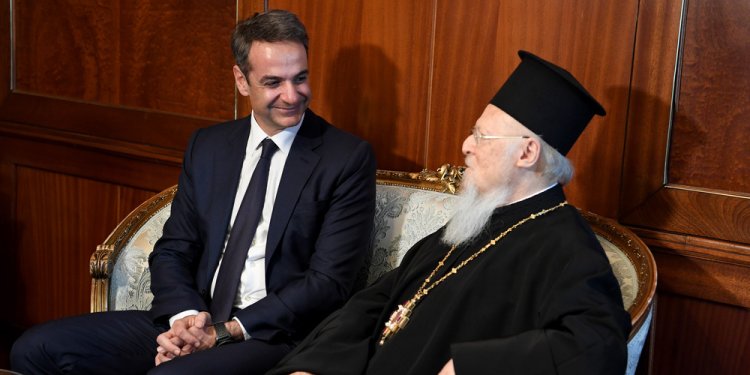 Η επίσκεψη σας μας δίνει δύναμη στον δύσκολο δρόμο της ανάταξης της πατρίδας – FANTOMAS.GR