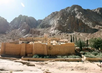 Να σεβαστεί το ιδιοκτησιακό καθεστώς της Μονής Σινά ζητά από την Αίγυπτο το Οικουμενικό Πατριαρχείο