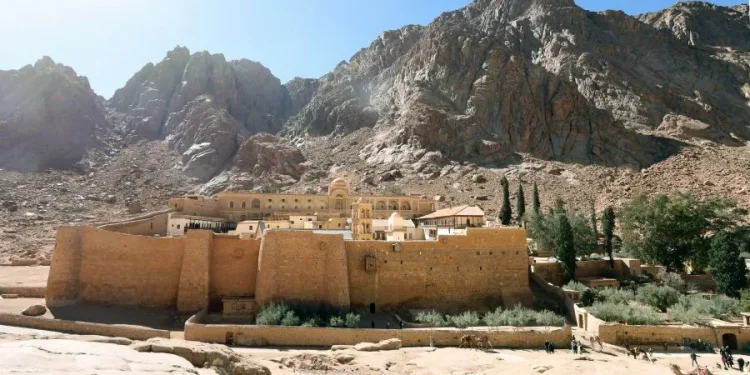 Να σεβαστεί το ιδιοκτησιακό καθεστώς της Μονής Σινά ζητά από την Αίγυπτο το Οικουμενικό Πατριαρχείο Να σεβαστεί το ιδιοκτησιακό καθεστώς της Μονής Σινά ζητά από την Αίγυπτο το Οικουμενικό Πατριαρχείο