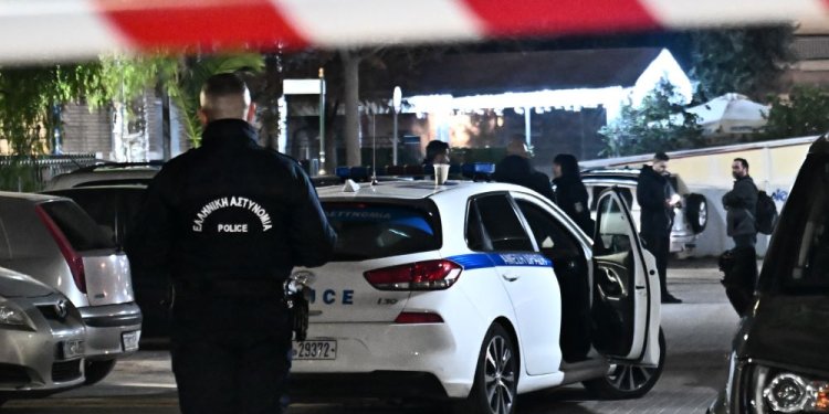 Νεκρός ένας 37χρονος που εισέβαλε σε σπίτι στα Νέα Λιόσια και τραυμάτισε έναν ηλικιωμένο