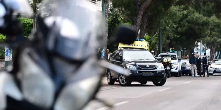 Ποινική δίωξη για 11 αδικήματα στους συλληφθέντες για την απαγωγή γιου επιχειρηματία – Ανάμεσά τους και ένας τράπερ Ποινική δίωξη για 11 αδικήματα στους συλληφθέντες για την απαγωγή γιου επιχειρηματία – Ανάμεσά τους και ένας τράπερ