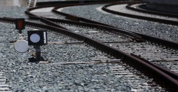 Η αμαξοστοιχία IC 51 παρουσίασε πρόβλημα σε μια από τις μηχανές έλξης – Αποζημιώσεις επιβατών για την καθυστέρηση