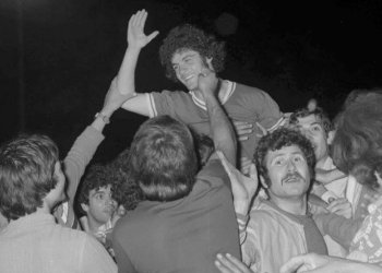 Γράφει ο Πανος Αβραμόπουλος- Ο αξεπέραστος μάγος της μπάλας Βασίλης Χατζηπαναγής !