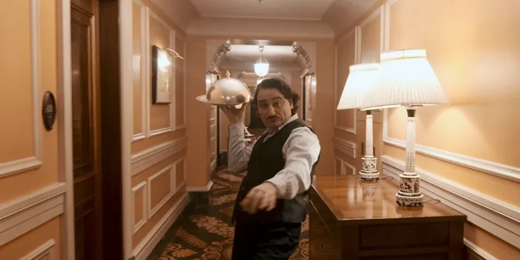 «Ο Υπηρέτης δύο Αφεντάδων»: Περιοδεία σε όλη την Ελλάδα «Ο Υπηρέτης δύο Αφεντάδων»: Περιοδεία σε όλη την Ελλάδα