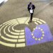Ο «πόλεμος» των Ευρωπαίων Συντηρητικών κατά των ΜΚΟ προκαλεί διχόνοια στο πολιτικό κέντρο της Ευρώπης