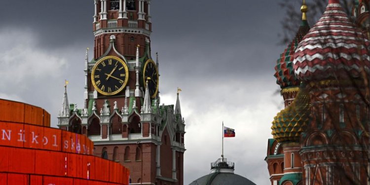 Στην Κωνσταντινούπολη αναμένει η Ρωσία ότι η Ουκρανία θα συζητήσει τους όρους της κατάπαυσης του πυρός Στην Κωνσταντινούπολη αναμένει η Ρωσία ότι η Ουκρανία θα συζητήσει τους όρους της κατάπαυσης του πυρός