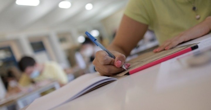 Αντίστροφη μέτρηση για την έναρξη των Πανελλαδικών – FANTOMAS.GR