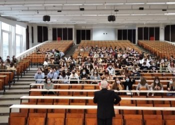 Παραιτήθηκε ο πρύτανης του Μη Κρατικού Πανεπιστημίου Keele – Αιχμές προς την κυβέρνηση