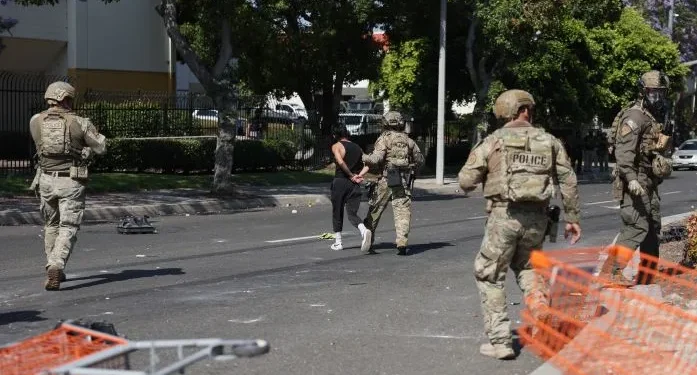 Ταραχές στο Λος Άντζελες – Νέα ανάρτηση Τραμπ: Ανίκανοι κυβερνήτης και δήμαρχος Ταραχές στο Λος Άντζελες – Νέα ανάρτηση Τραμπ: Ανίκανοι κυβερνήτης και δήμαρχος