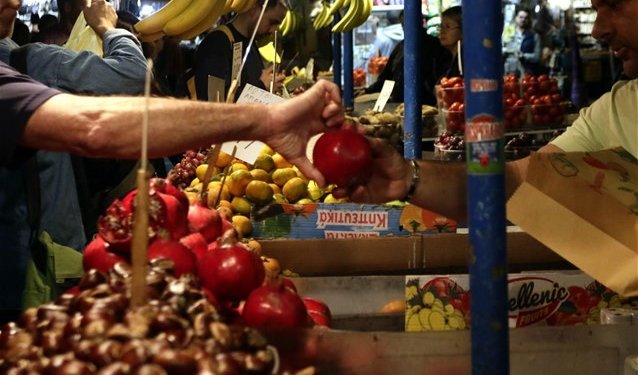 Σοβαρότατες ελλείψεις στην αγορά ενόψει των γιορτών Σοβαρότατες ελλείψεις στην αγορά ενόψει των γιορτών