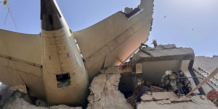 Air India: Το ηχητικό από το πιλοτήριο ενισχύει το μυστήριο για την πτώση του Μπόινγκ