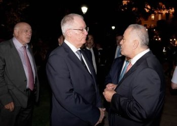 Η υψηλή αποδοχή του Γ. Χατζηθεοδοσιου από την πολιτική ηγεσία στο προεδρικο μέγαρο