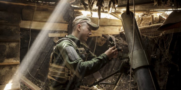 Ο Τραμπ δήλωσε ότι ξεκίνησαν οι αποστολές όπλων προς την Ουκρανία – Καμία επικοινωνία με Πούτιν