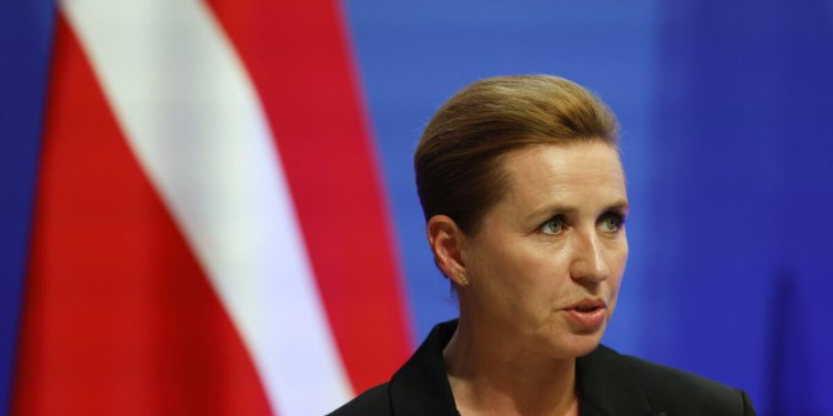 ΕΕ: Η δανική προεδρία υποδέχεται τον Ζελένσκι και υποστηρίζει την ένταξη της Ουκρανίας
