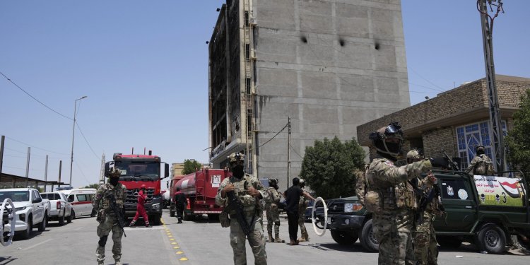 Ιράκ: Ένας νεκρός και εννέα τραυματίες σε συγκρούσεις μεταξύ αστυνομικών και παραστρατιωτικών