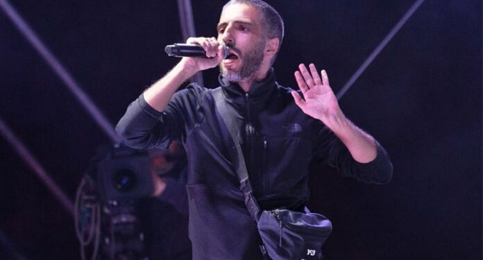 ΛΕΞ: Η φωνή της νεολαίας που δεν βολεύεται ΛΕΞ: Η φωνή της νεολαίας που δεν βολεύεται