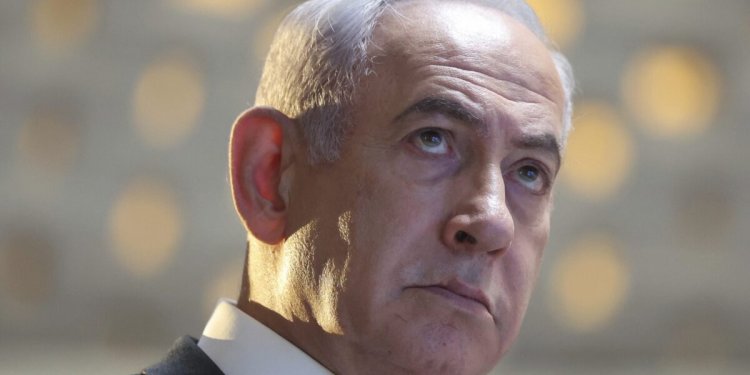 Ο Νετανιάχου υπέστη τροφική δηλητηρίαση, θα εργάζεται από το σπίτι για τρεις ημέρες