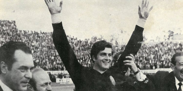ΠΑΝΟΣ ΑΒΡΑΜΟΠΟΥΛΟΣ- Ο αξεπέραστος τερματοφύλακά μας, το «πουλί» Τάκης Οικονομόπουλος ΠΑΝΟΣ ΑΒΡΑΜΟΠΟΥΛΟΣ- Ο αξεπέραστος τερματοφύλακά μας, το «πουλί» Τάκης Οικονομόπουλος