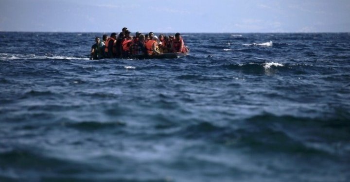 Επιχείρηση διάσωσης 35 μεταναστών νότια των Καλών Λιμένων Επιχείρηση διάσωσης 35 μεταναστών νότια των Καλών Λιμένων