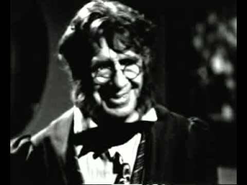 Βασίλης Διαμαντόπουλος -Ο κορυφαίος δάσκαλος και ηθοποιός του θεάτρου μας ! Βασίλης Διαμαντόπουλος -Ο κορυφαίος δάσκαλος και ηθοποιός του θεάτρου μας !