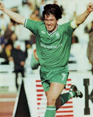 Ο πολυτάλαντος επιθετικός του ποδοσφαίρου μας Δημήτρης Σαραβάκος Ο πολυτάλαντος επιθετικός του ποδοσφαίρου μας Δημήτρης Σαραβάκος