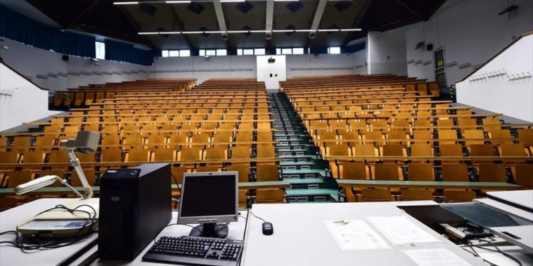 280.000 διαγραφές έως το τέλος του 2025 280.000 διαγραφές έως το τέλος του 2025