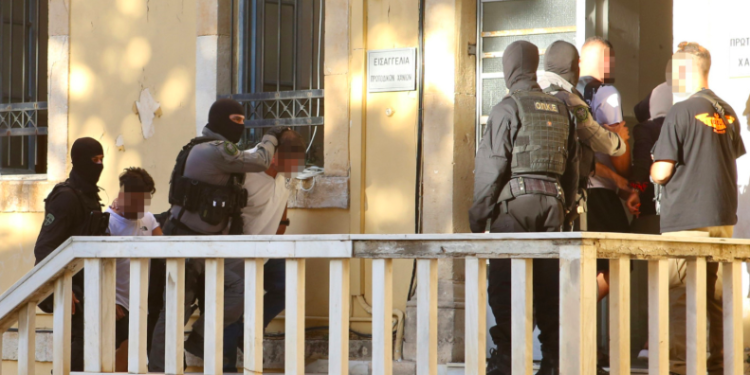 Ἀχίλλειος πτέρνα ἡ Κρήτη Ἀχίλλειος πτέρνα ἡ Κρήτη