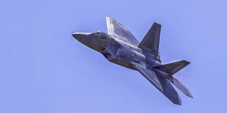 Η Εσθονία ζητά την ενεργοποίηση του Άρθρου 4 του NATO μετά την παραβίαση από τη Ρωσία