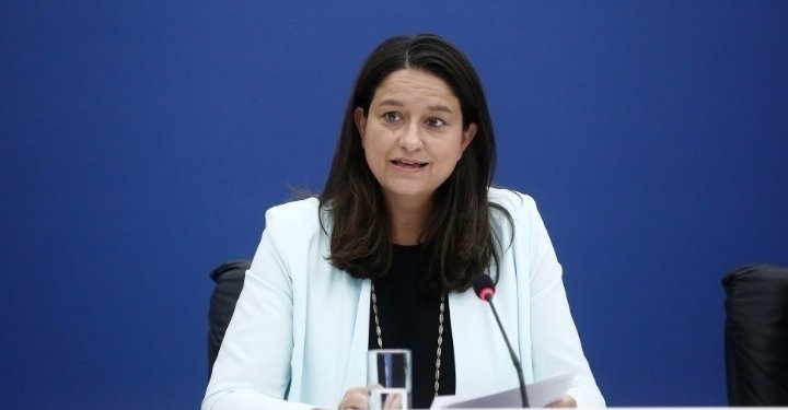 Τέλος σε μια πολυετή ασφαλιστική ανισότητα για συγκεκριμένες κατηγορίες εργαζομένων σε ΕΣΥ και ΕΚΑΒ