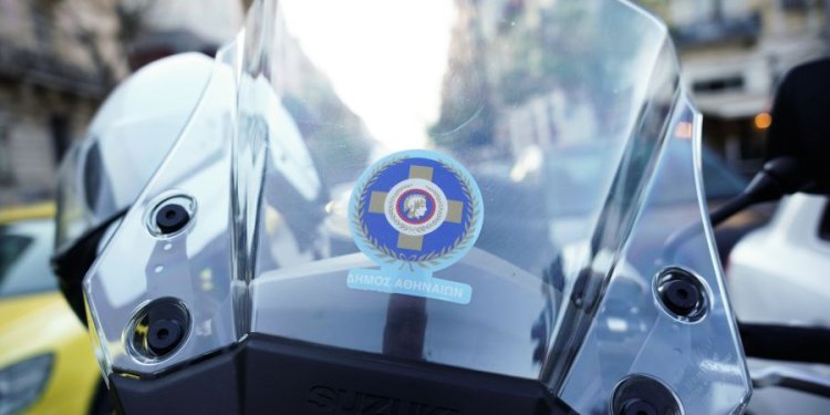 Δύο ήρωες της πόλης στη συνεδρίαση του Δημοτικού Συμβουλίου της Αθήνας