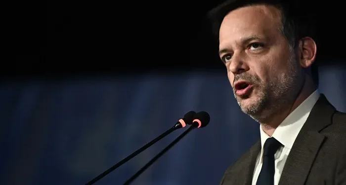 Το αίτημα της αλλαγής είναι πανίσχυρο Το αίτημα της αλλαγής είναι πανίσχυρο