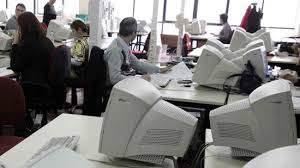 Είναι πραγματικά χαμηλό το επίπεδο των δημοσίων υπαλλήλων ή πρόκειται για προπαγάνδα της κυβέρνησης; Είναι πραγματικά χαμηλό το επίπεδο των δημοσίων υπαλλήλων ή πρόκειται για προπαγάνδα της κυβέρνησης;