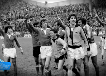 Πανος Αβραμοπουλος- Ο ταλαντούχος ποδοσφαιριστής μας  Ντίνος Κούης !