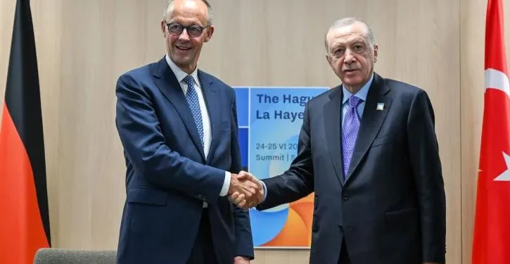 Συνάντηση Μερτς – Ερντογάν στην Άγκυρα – SAFE, Eurofighter Typhoon και μεταναστευτικό στην ατζέντα Συνάντηση Μερτς – Ερντογάν στην Άγκυρα – SAFE, Eurofighter Typhoon και μεταναστευτικό στην ατζέντα