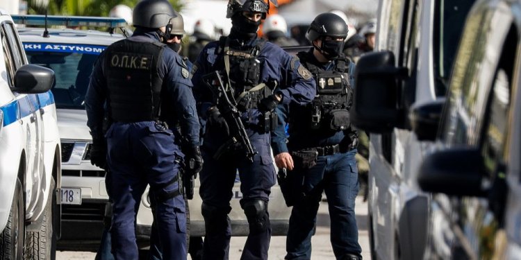 Αστυνομική επιχείρηση στην Αττική για την καταπολέμηση τουρκικών εγκληματικών οργανώσεων – 4 συλλήψεις