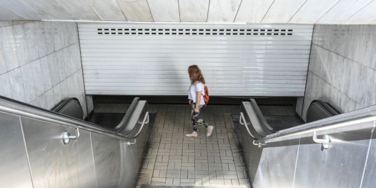 Χωρίς Μετρό, ΗΣΑΠ και Τραμ η Αθήνα 10:00 με 14:00 – Αναστέλλεται η προκηρυχθείσα μεταμεσονύχτια στάση εργασίας Χωρίς Μετρό, ΗΣΑΠ και Τραμ η Αθήνα 10:00 με 14:00 – Αναστέλλεται η προκηρυχθείσα μεταμεσονύχτια στάση εργασίας