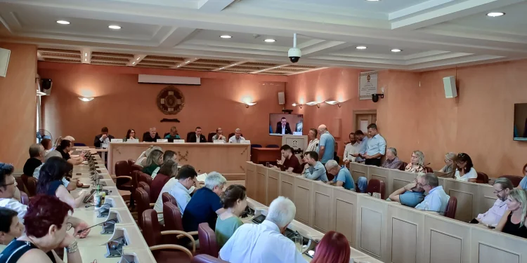 Μέτρα για την προστασία των ανηλίκων μετά τον θάνατο της 16χρονης έξω από κλαμπ ζήτησαν Αθήνα Ψηλά και Ανοιχτή Πόλη Μέτρα για την προστασία των ανηλίκων μετά τον θάνατο της 16χρονης έξω από κλαμπ ζήτησαν Αθήνα Ψηλά και Ανοιχτή Πόλη